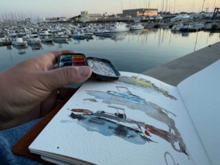 Give me 25 minutes of sketching, of mistakes, during this wonderful sunset near my favorite place.
And I will feel free