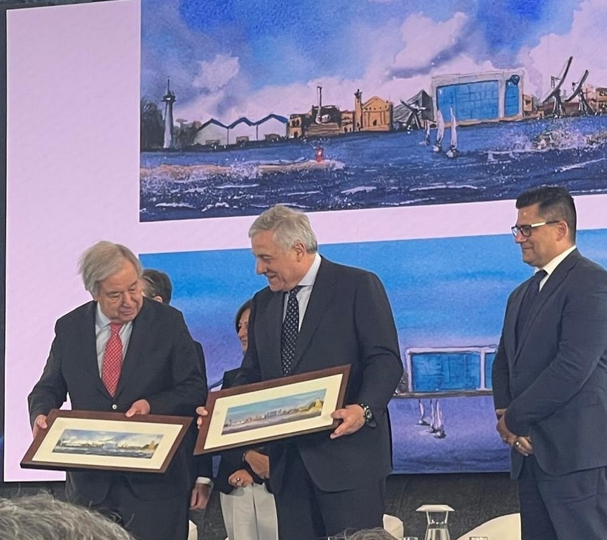 UN Secretary General Gutierrez and Italian Minister of Foreign Affairs Tajani have received my watercolors